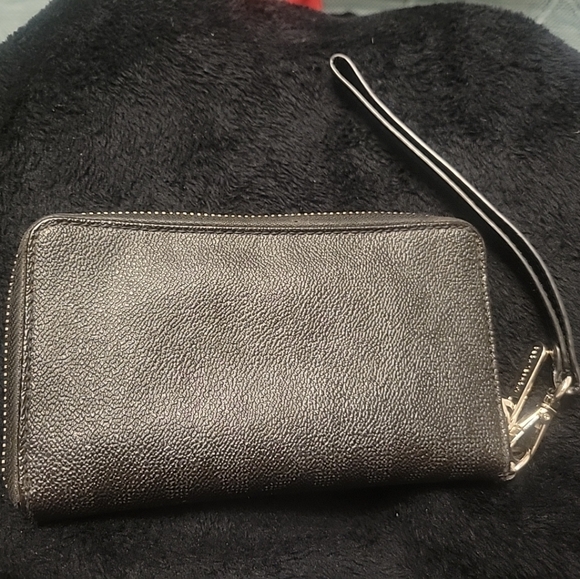 Michael Kors Coated Canvas Black Wallet - Picture 2 of 5